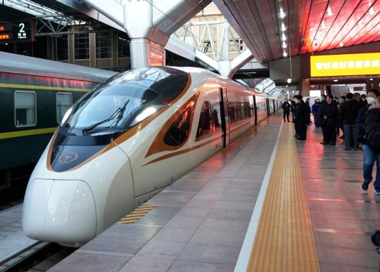 Expanding railway network makes China's Spring Festival travel easier