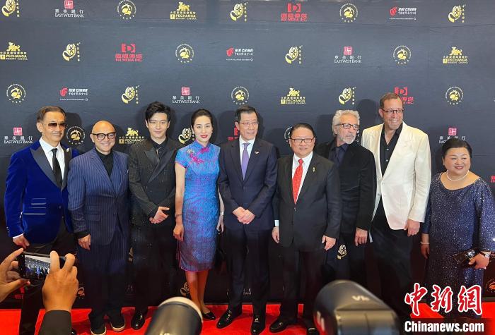 第19届中美电影节和中美电视节开幕并颁发“金天使奖”